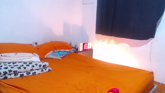 RuiMaddoox online show from October 17, 6:32 pm