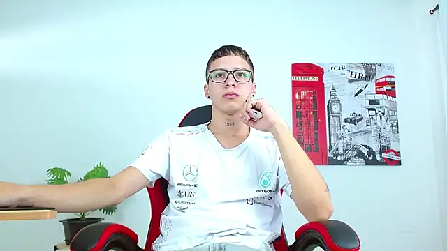 Cumandres18 online show from September 10, 1:55 pm