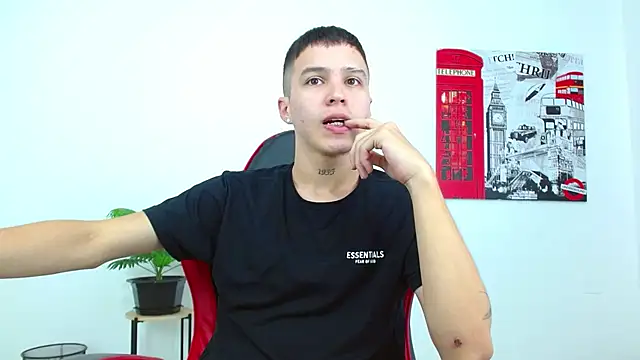 Cumandres18 online show from December 2, 2:12 pm