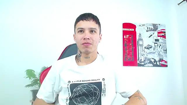 Cumandres18 online show from December 18, 3:29 pm