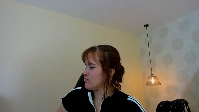 Snapshot of GIANAMILLER6 chatting on July 13, 12:08 pm GIANAMILLER6 online show from July 13, 12:08 pm
