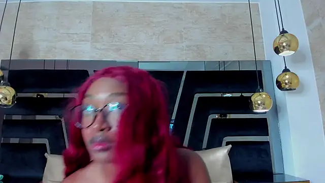 YallianaBrooks online show from May 5, 12:24 pm