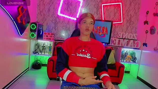 Madison Mujica online show from September 26, 11:14 am