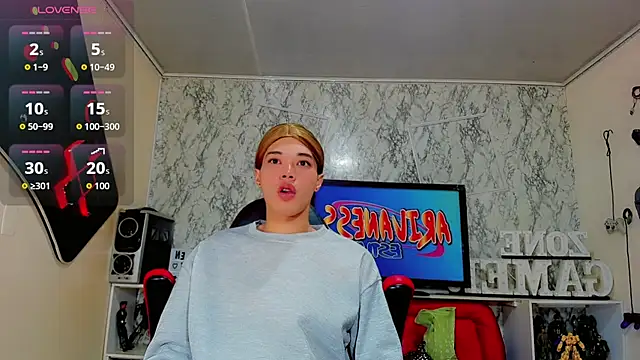 Madison Mujica online show from September 30, 11:37 am