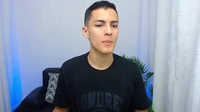 Matiius18 online show from October 24, 1:51 pm