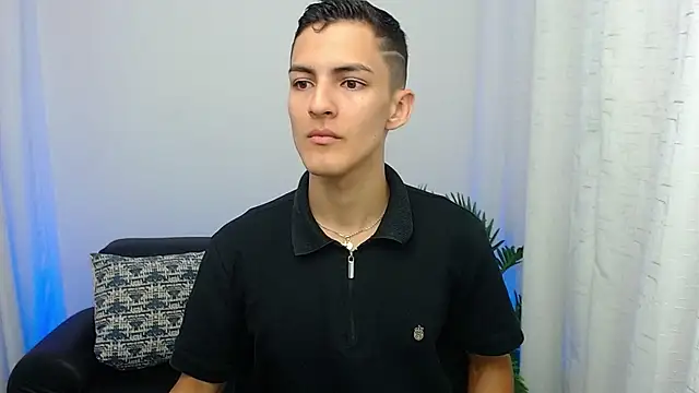 Matiius18 online show from October 25, 2:02 pm