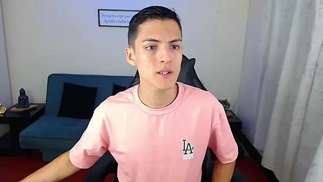 Matiius18 online show from October 30, 1:45 pm