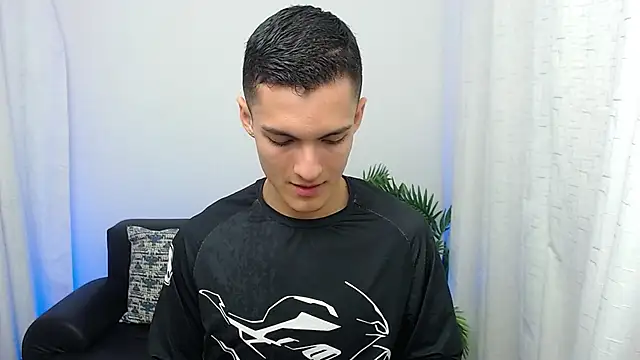 Matiius18 online show from November 8, 2:17 pm