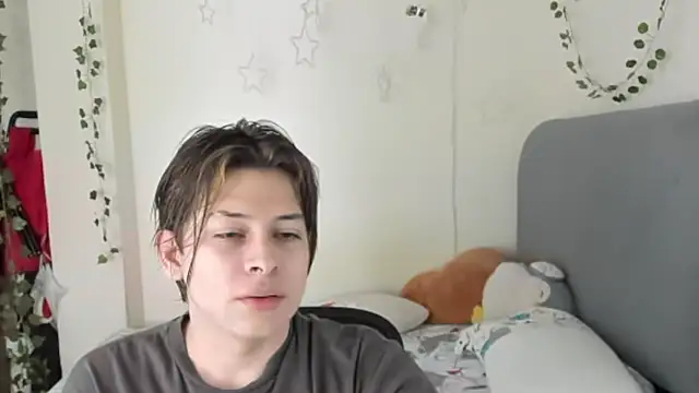 Snapshot of Felix_art chatting on September 24, 7:28 pm Felix art online show from September 24, 7:28 pm