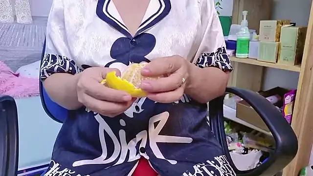 MichiLovely online show from October 17, 10:07 am