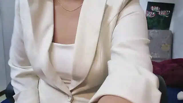 MichiLovely online show from December 15, 3:27 pm