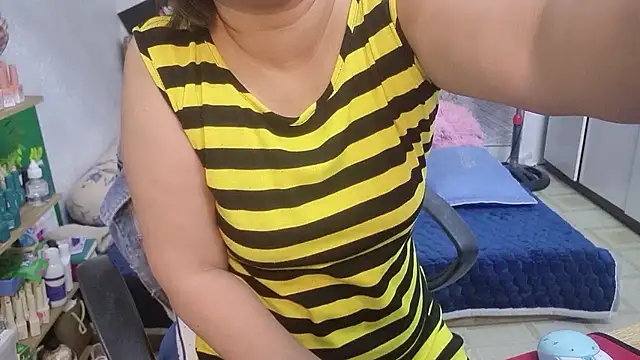 MichiLovely online show from January 9, 2:36 am