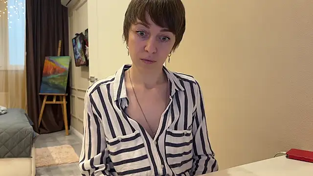 daniellia  online show from March 23, 2:21 pm