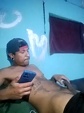 Snapshot of negromaussm chatting on September 21, 12:12 am negromaussm online show from September 21, 12:12 am