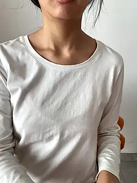 Snapshot of MengMeng0515 chatting on November 14, 4:22 am MengMeng0515 online show from November 14, 4:22 am