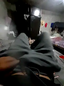 Snapshot of jann1900 chatting on November 26, 3:07 am jann1900 online show from November 26, 3:07 am