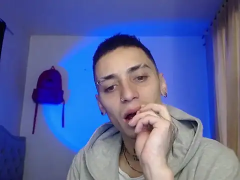 xalejo max online show from October 11, 6:39 pm