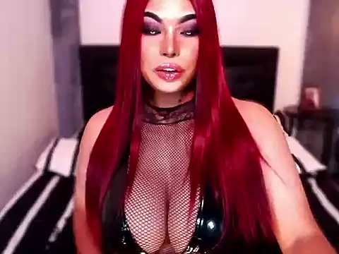 xTrixieMae online show from May 8, 12:43 pm