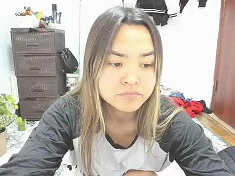 saika blush online show from February 13, 6:09 am