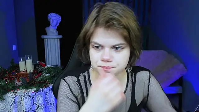 EllieMurler online show from January 10, 1:24 pm