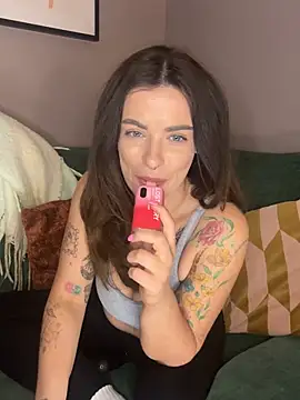 PiperPassionX online show from March 2, 10:05 pm