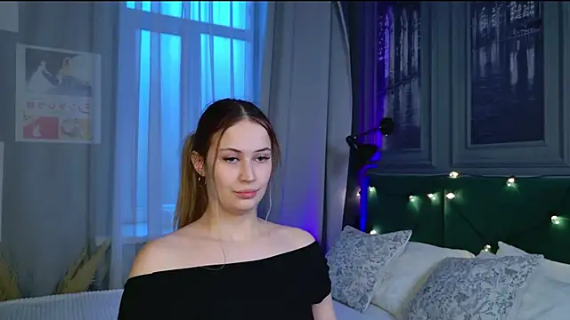 Sofii Ly online show from November 17, 6:19 am