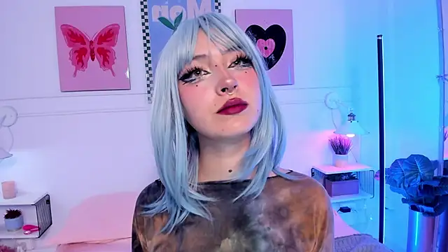 Zoe Lynch  online show from January 18, 2:54 pm