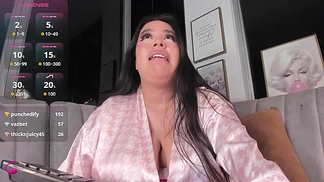 Zoey thompson online show from September 24, 8:28 am