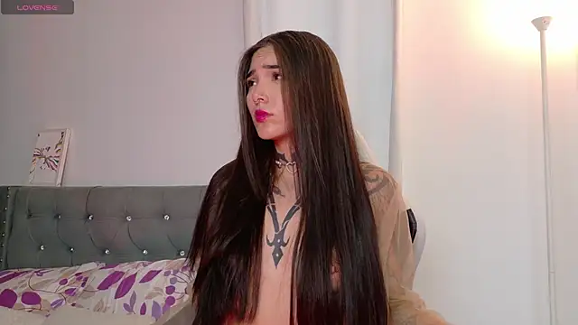 sara queen10 online show from February 13, 4:14 pm