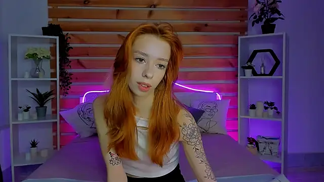 Lori Williams online show from November 12, 12:55 am