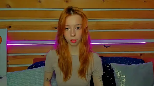 Snapshot of Lori_Williams chatting on February 2, 12:53 am Lori Williams online show from February 2, 12:53 am