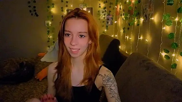 Snapshot of Lori_Williams chatting on March 10, 1:43 am Lori Williams online show from March 10, 1:43 am