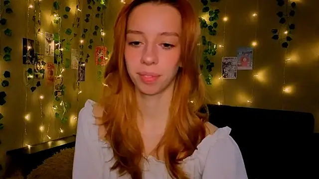 Snapshot of Lori_Williams chatting on March 12, 1:56 am Lori Williams online show from March 12, 1:56 am