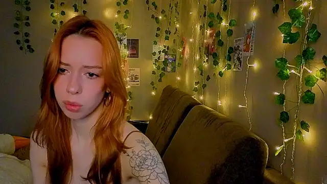 Snapshot of Lori_Williams chatting on March 16, 1:55 am Lori Williams online show from March 16, 1:55 am