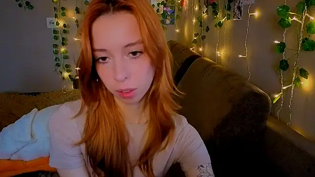 Snapshot of Lori_Williams chatting on March 16, 5:44 am Lori Williams online show from March 16, 5:44 am