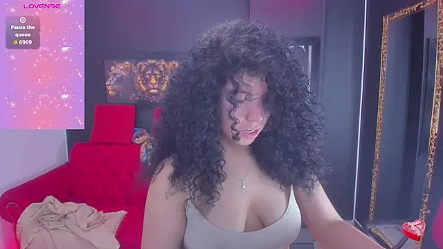 Snapshot of angelita_martins chatting on October 1, 8:15 pm angelita martins online show from October 1, 8:15 pm