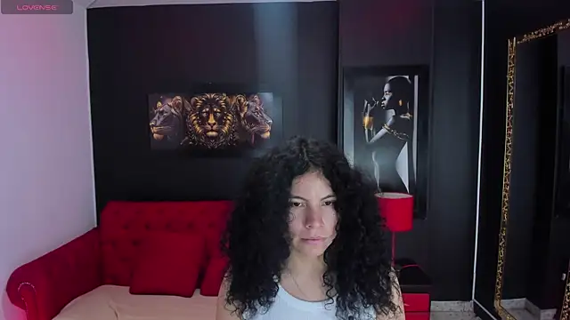 Snapshot of angelita_martins chatting on October 13, 9:15 pm angelita martins online show from October 13, 9:15 pm