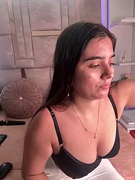 salomecute21 online show from October 11, 1:42 pm