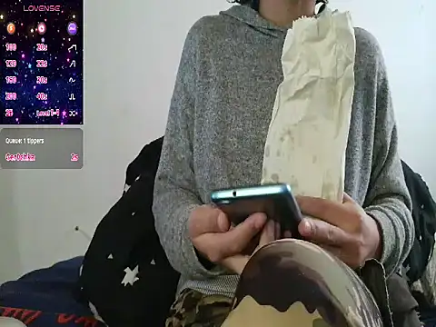 Natzu Choi online show from November 7, 4:40 pm