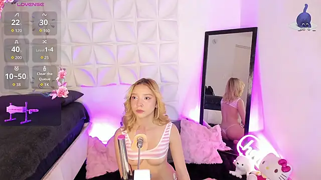 JuliethMoss online show from September 15, 8:31 pm