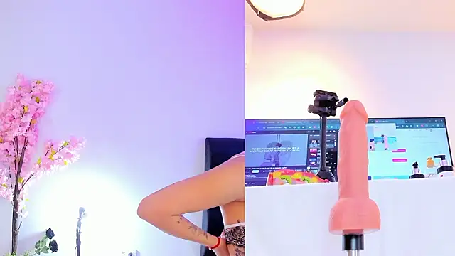 maily zanss online show from January 17, 7:50 pm