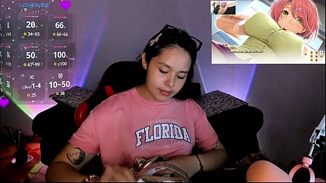 lila kitty81 online show from April 13, 9:09 pm