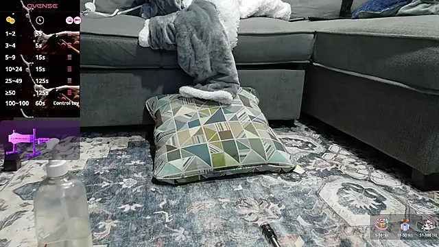 omgpaul online show from February 24, 1:36 am