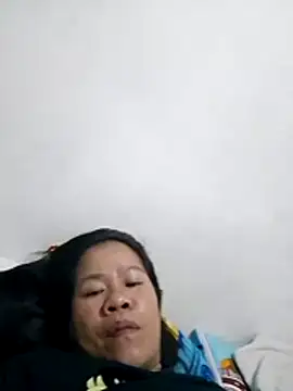 Snapshot of AsianbouncieGIRL chatting on April 21, 12:23 am AsianbouncieGIRL online show from April 21, 12:23 am