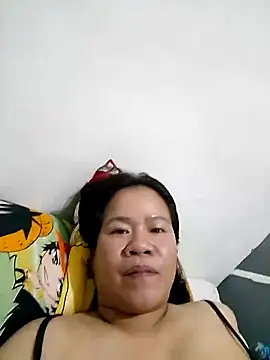 Snapshot of AsianbouncieGIRL chatting on April 25, 12:46 am AsianbouncieGIRL online show from April 25, 12:46 am