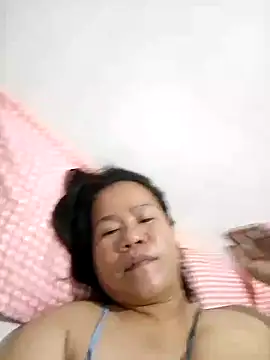 Snapshot of AsianbouncieGIRL chatting on May 4, 11:56 pm AsianbouncieGIRL online show from May 4, 11:56 pm