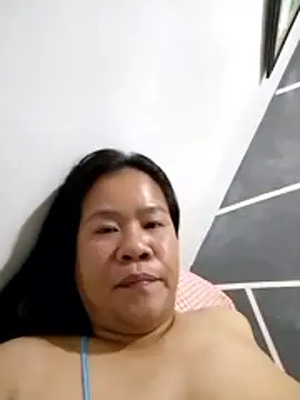 Snapshot of AsianbouncieGIRL chatting on May 6, 12:08 am AsianbouncieGIRL online show from May 6, 12:08 am