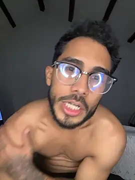 TU-MORENOO online show from November 29, 6:05 am