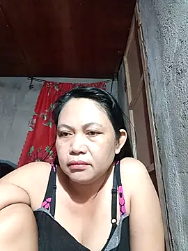 Everleigh mom online show from September 17, 7:48 pm