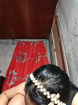 Everleigh mom online show from September 18, 8:44 pm